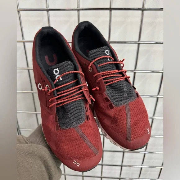 ON RUNNING W CLOUD Sneakers in Ruby Colorway women’s size 7.5 - Picture 8 of 11